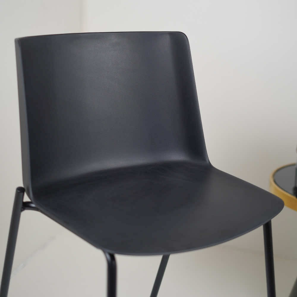 Lander Premium Cafe Chair