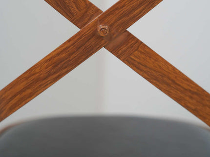 Cross Metal Cafe Chair