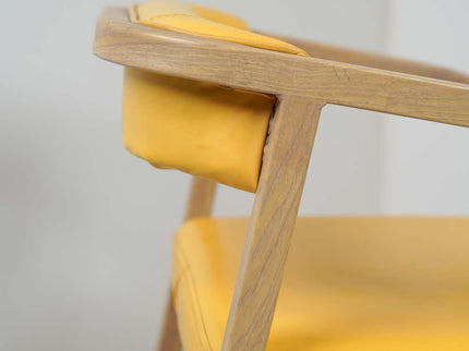 Fletch Metal Yellow Chair