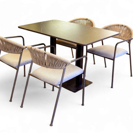 Hangy 4 Seater Outdoor Set